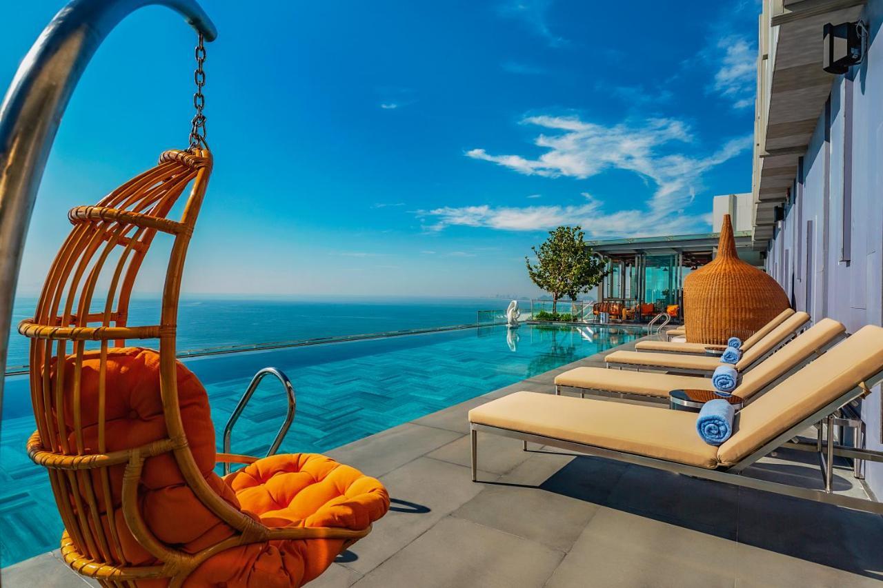 Le Sands Oceanfront Danang Hotel ภายนอก รูปภาพ