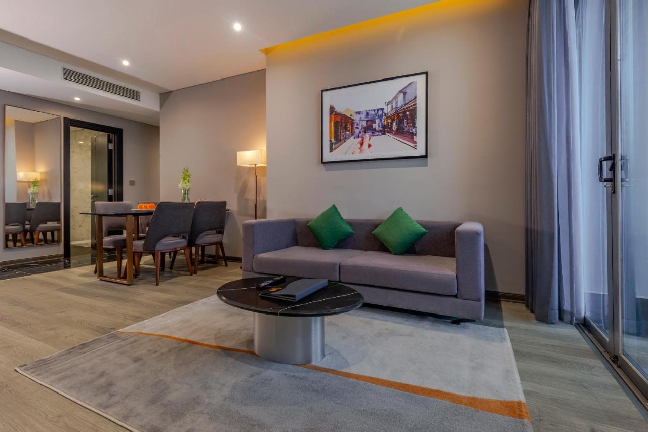 Le Sands Oceanfront Danang Hotel ภายนอก รูปภาพ